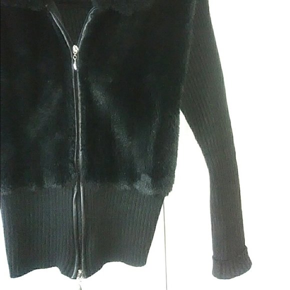 Black Rib Knit Cardigan Sweater with Faux Fur Med - Picture 2 of 7